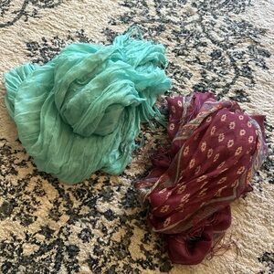 Bundle of 3 scarves